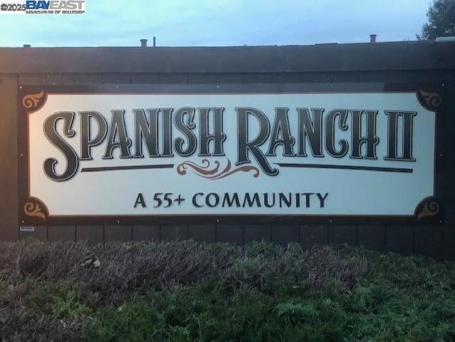 29133 De La Cruz Road, Hayward, CA 94544