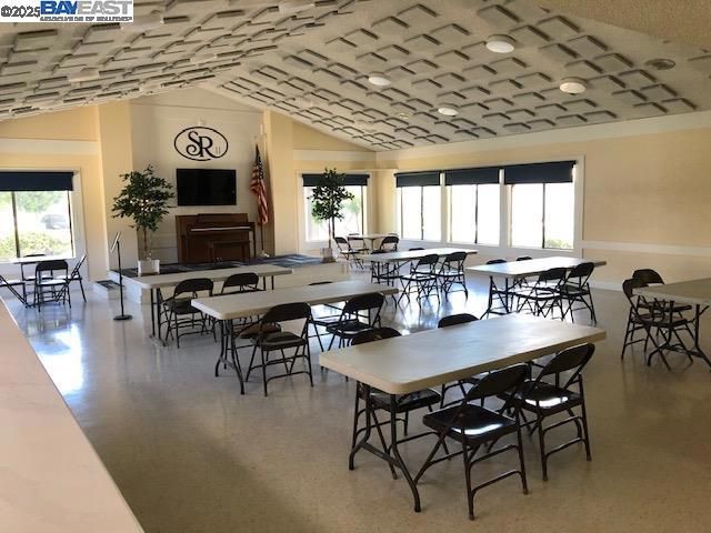 29133 De La Cruz Road, Hayward, CA 94544