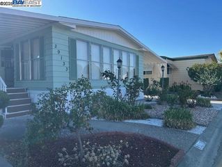 29133 De La Cruz Road, Hayward, CA 94544