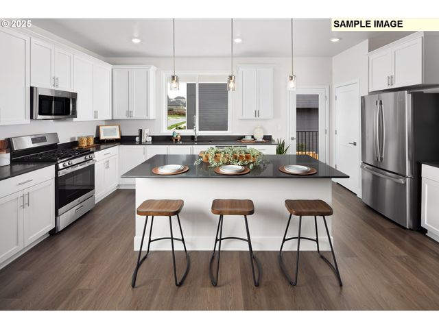 16676 Sw Gypsum Ter, King City, OR 97140