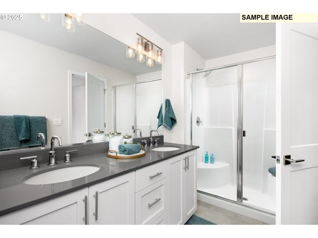 16676 Sw Gypsum Ter, King City, OR 97140