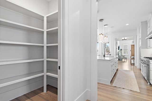 4572 Sailmaker Lane, Destin, FL 32541