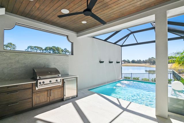 4572 Sailmaker Lane, Destin, FL 32541