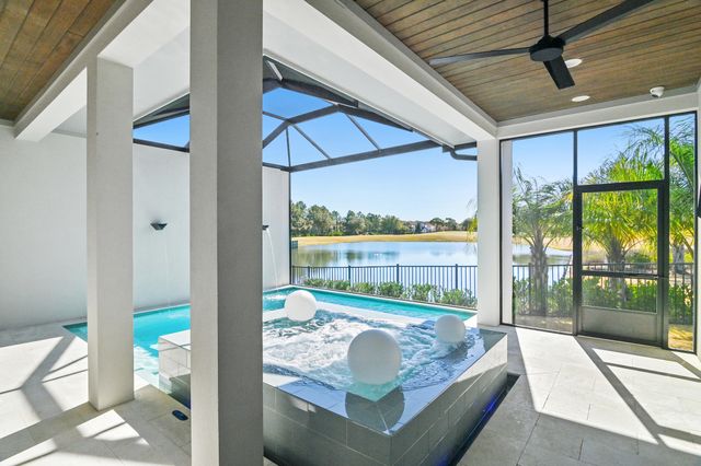 4572 Sailmaker Lane, Destin, FL 32541