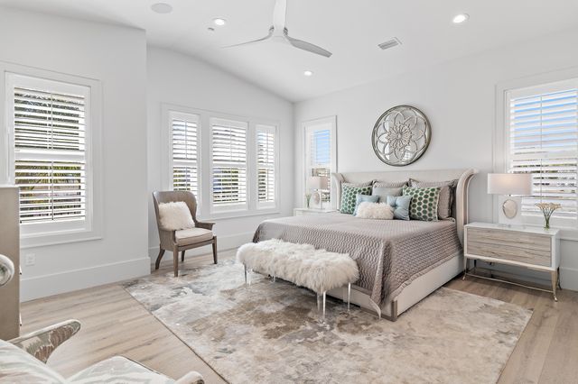 4572 Sailmaker Lane, Destin, FL 32541