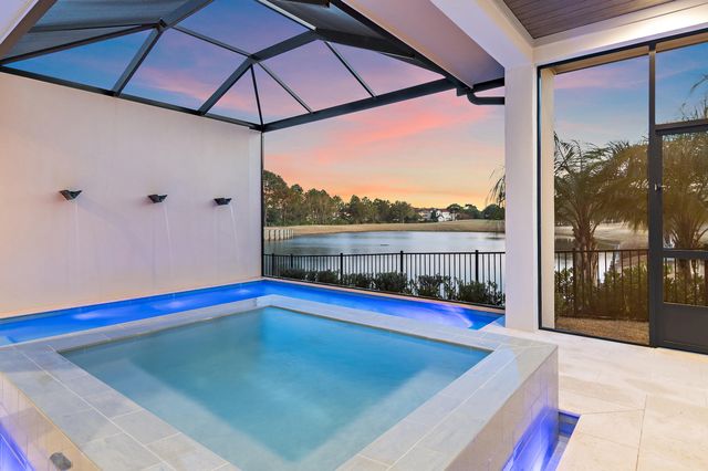 4572 Sailmaker Lane, Destin, FL 32541