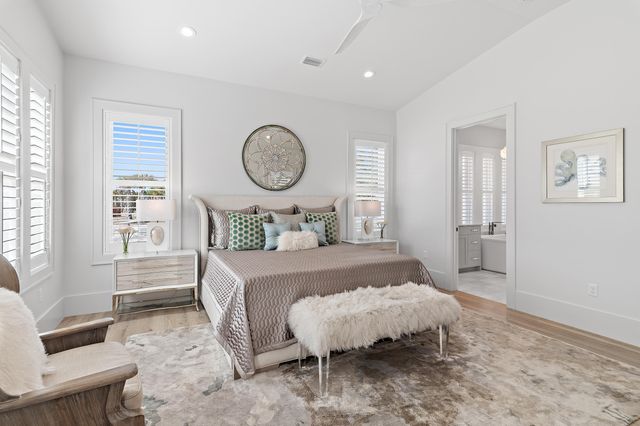 4572 Sailmaker Lane, Destin, FL 32541