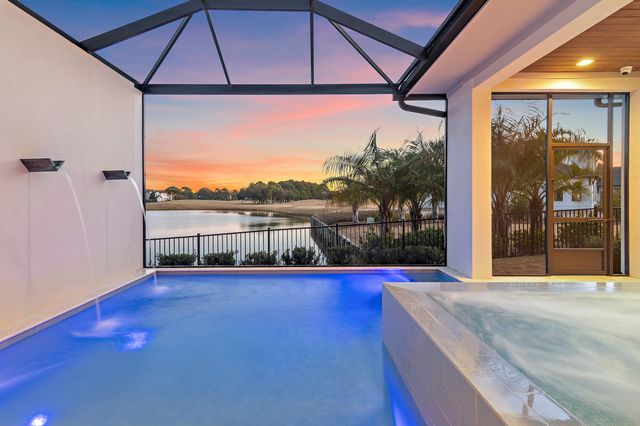 4572 Sailmaker Lane, Destin, FL 32541