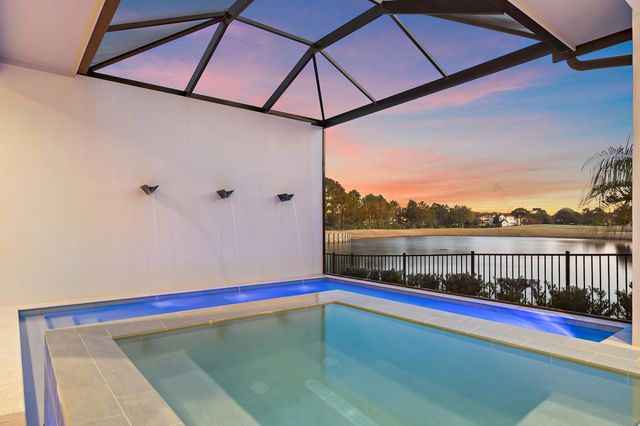 4572 Sailmaker Lane, Destin, FL 32541