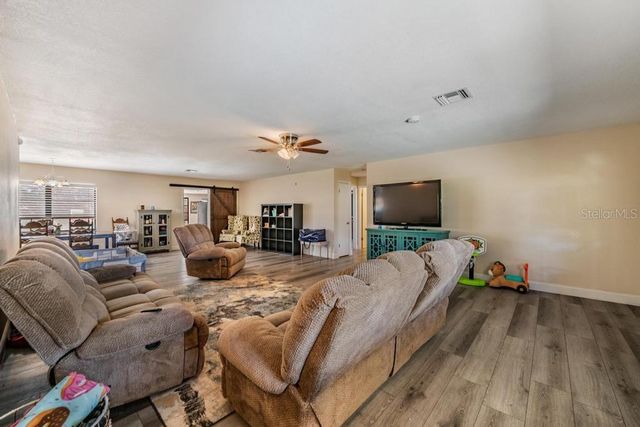 3835 FLORIDA RANCH BOULEVARD, Zephyrhills, FL 33541