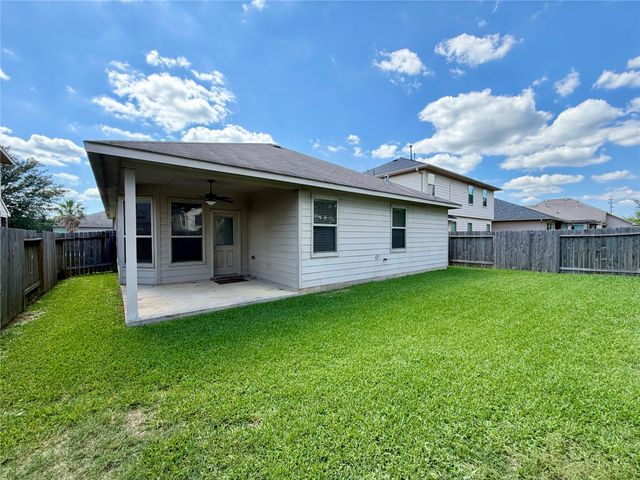 25410 Saddlebrook Champion Way, Tomball, TX 77375