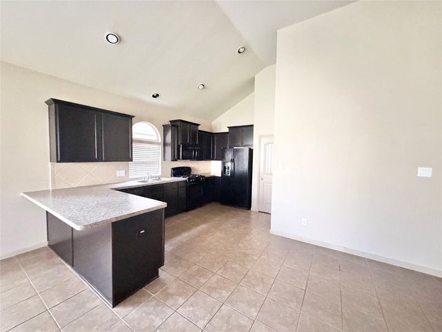 25410 Saddlebrook Champion Way, Tomball, TX 77375