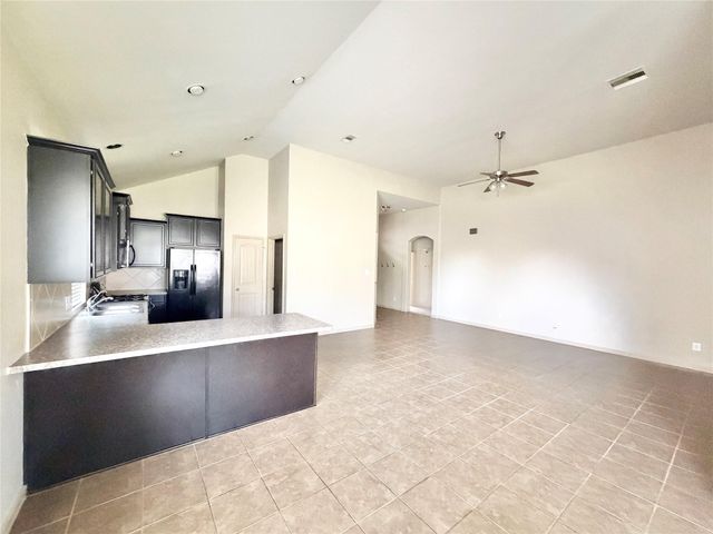 25410 Saddlebrook Champion Way, Tomball, TX 77375