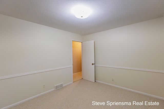 7821 88th Avenue, Zeeland, MI 49464