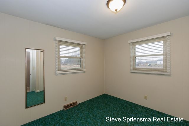 7821 88th Avenue, Zeeland, MI 49464