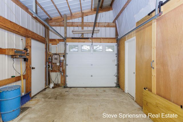 7821 88th Avenue, Zeeland, MI 49464