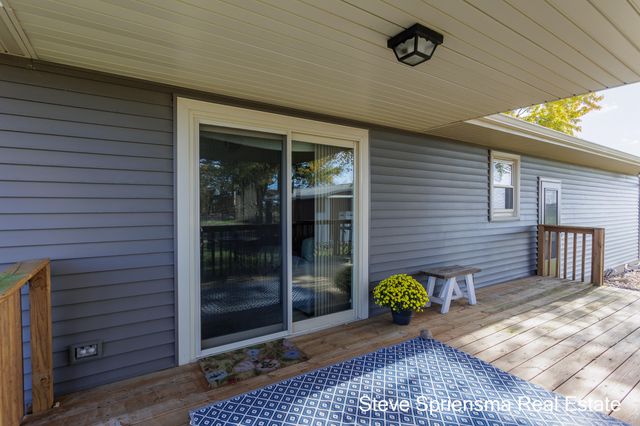 7821 88th Avenue, Zeeland, MI 49464