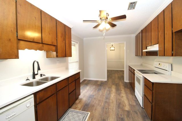 782 1st Avenue, Ashford, AL 36312