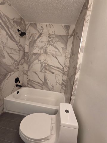 5026 FRANKIE LN, Memphis, TN 38109