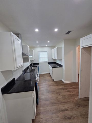 5026 FRANKIE LN, Memphis, TN 38109