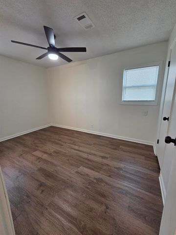 5026 FRANKIE LN, Memphis, TN 38109