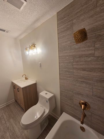 5026 FRANKIE LN, Memphis, TN 38109