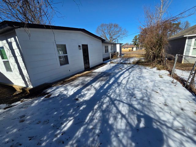 5026 FRANKIE LN, Memphis, TN 38109