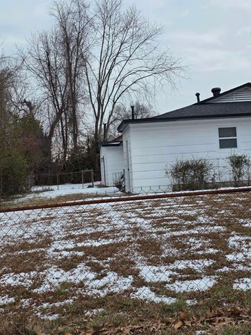 5026 FRANKIE LN, Memphis, TN 38109