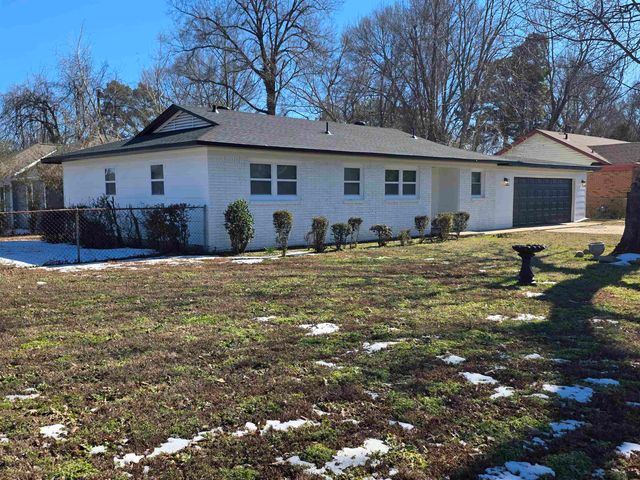 5026 FRANKIE LN, Memphis, TN 38109