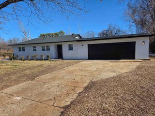 5026 FRANKIE LN, Memphis, TN 38109