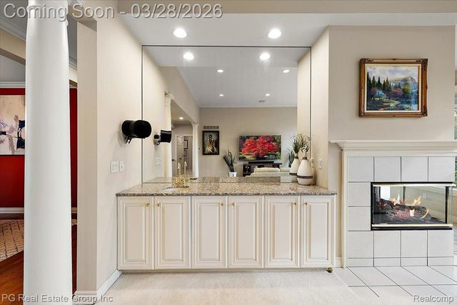 3571 Cedar Brook Drive, Rochester Hills, MI 48309