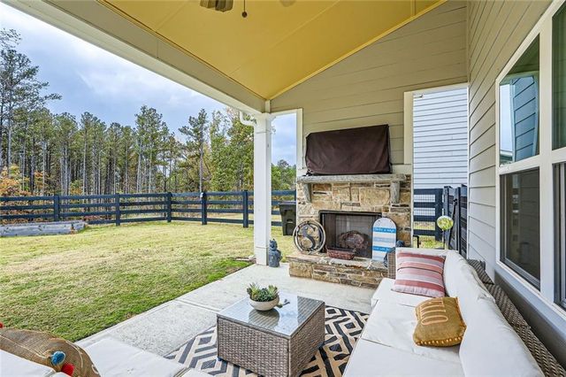11 Daffodil Landing, Dallas, GA 30132