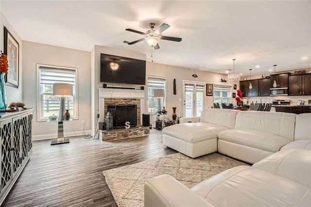 11 Daffodil Landing, Dallas, GA 30132