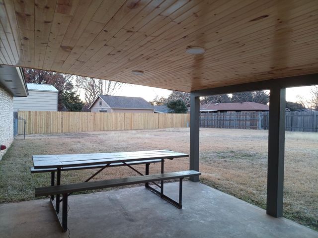 514 Sara DR, Round Rock, TX 78664