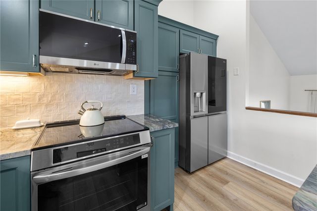 111 Shorecrest Drive, Seneca, SC 29672