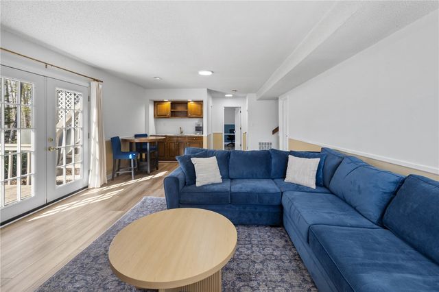 111 Shorecrest Drive, Seneca, SC 29672