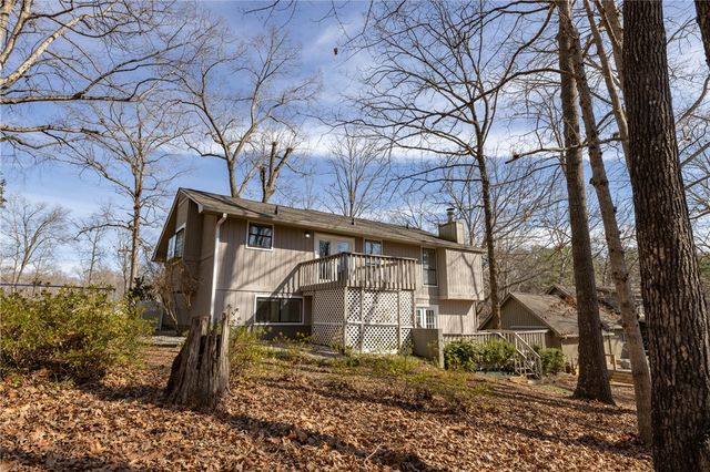 111 Shorecrest Drive, Seneca, SC 29672