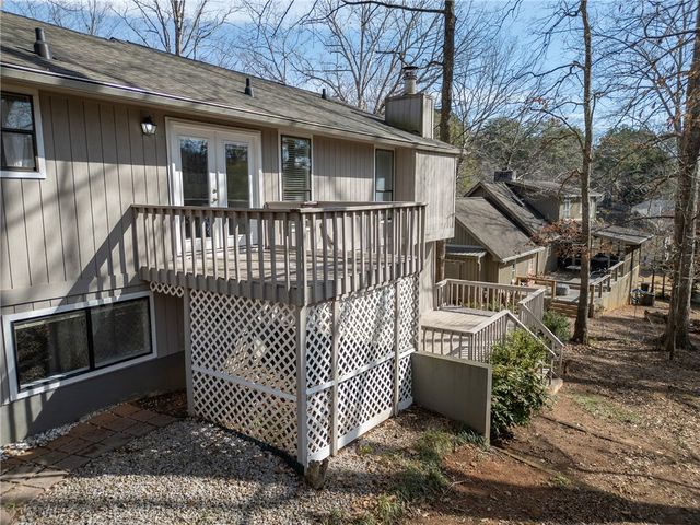 111 Shorecrest Drive, Seneca, SC 29672