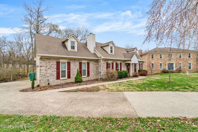 11007 Kestrel Ct, Louisville, KY 40241