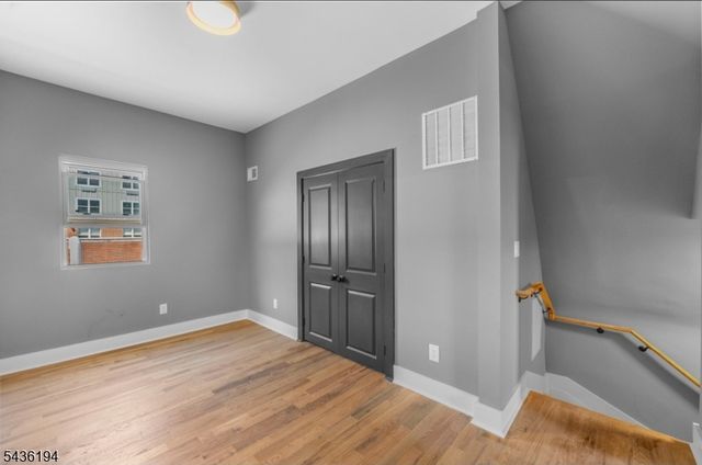 219 Clerk St, Jersey City, NJ 07305