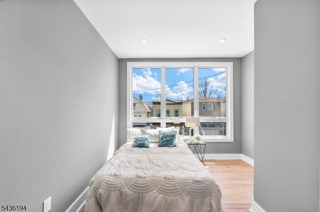 219 Clerk St, Jersey City, NJ 07305