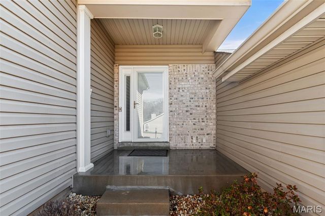 5514 Aberdour Lane, Oakville, MO 63129