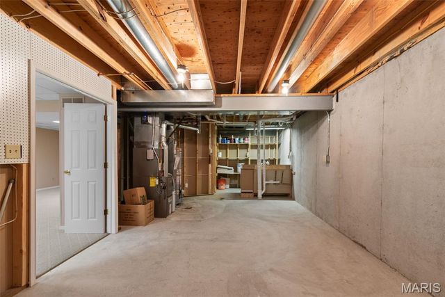 5514 Aberdour Lane, Oakville, MO 63129