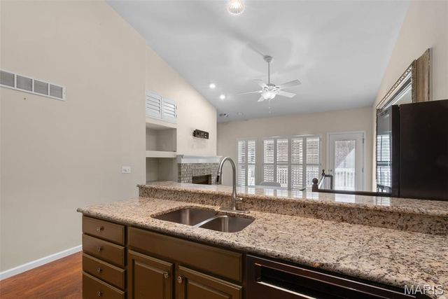 5514 Aberdour Lane, Oakville, MO 63129