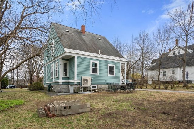 58 Church St, Chelmsford, MA 01863