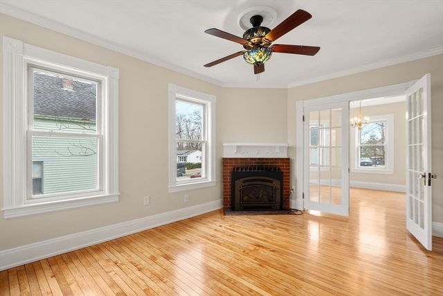 58 Church St, Chelmsford, MA 01863