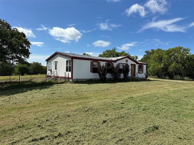 570 Big Salty Lane, Springtown, TX 76082