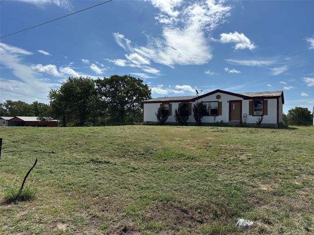 570 Big Salty Lane, Springtown, TX 76082