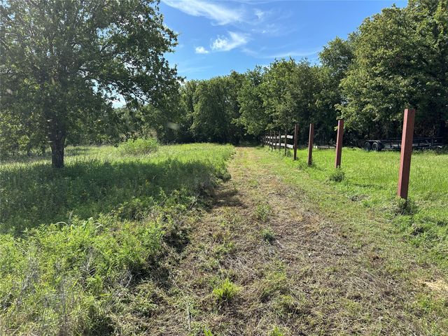570 Big Salty Lane, Springtown, TX 76082