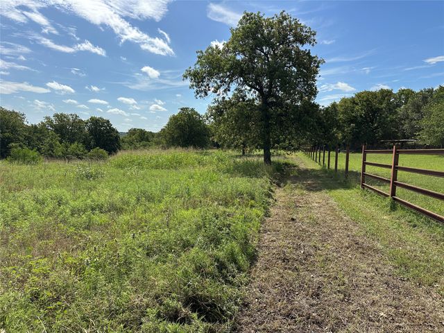570 Big Salty Lane, Springtown, TX 76082